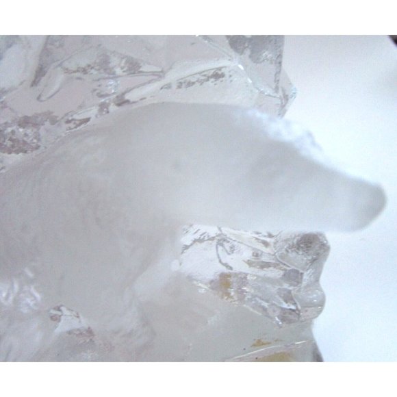 Bergdala Sweden Polar Bear in Ice Art Glass Paperweight/Sculpture Crystal  - VTG - Picture 10 of 16